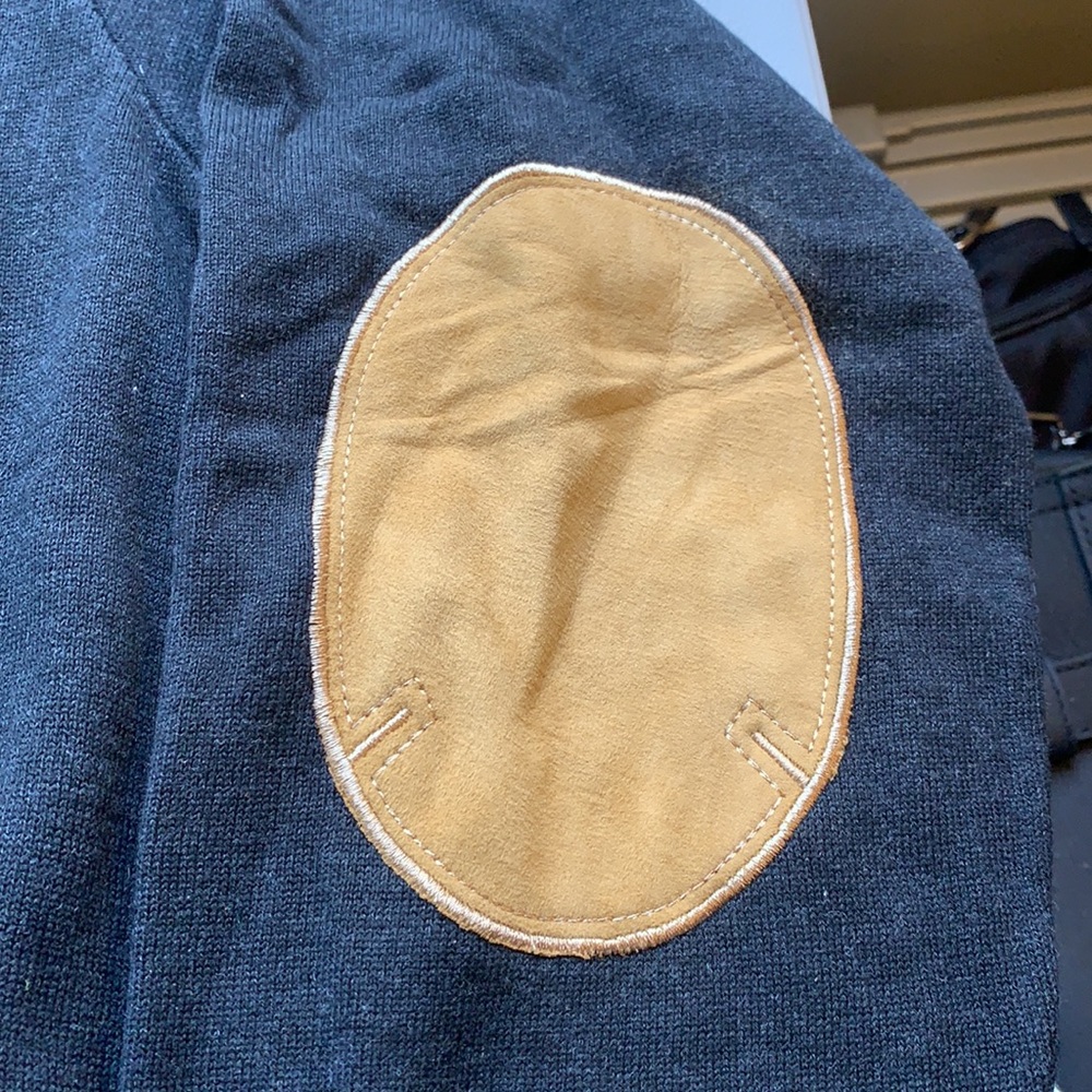 Sweater - Picture 4 of 7